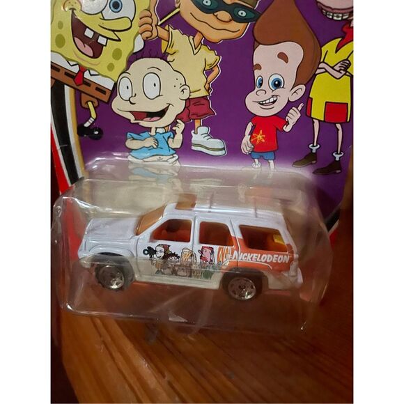 Nickelodeon 2002 Cadilac Escalade - Picture 2 of 3